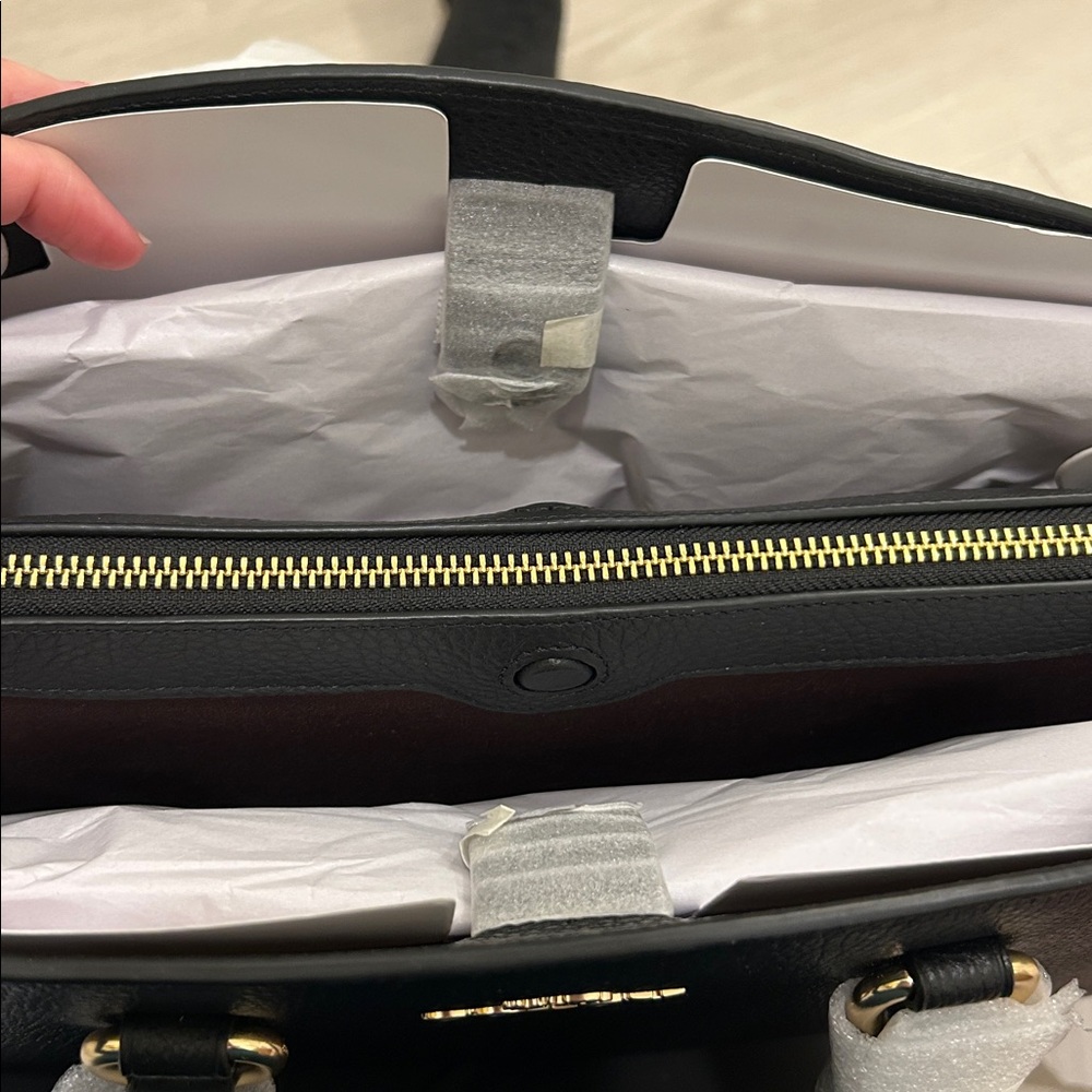 Coach (NWT) Savannah Carryall Bag - Picture 11 of 17